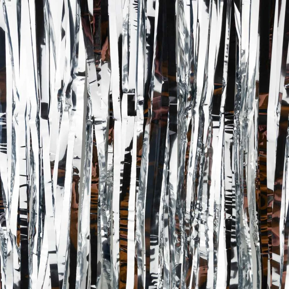 Pakabinama dekoracija, folijos uždanga, sidabrinė, 100 x 190 cm