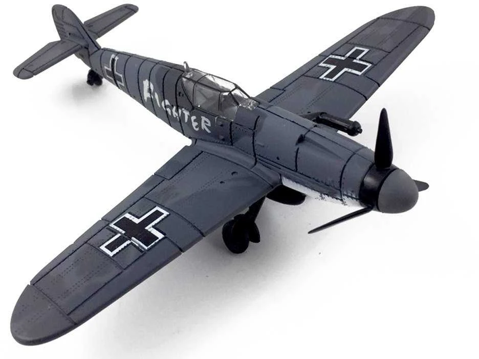 Plastikinis surenkamas lėktuvo BF-109 modelis, 1 vnt.