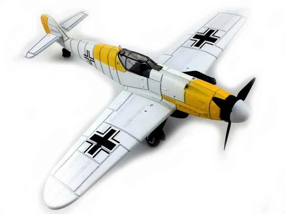 Plastikinis surenkamas lėktuvo BF-109 modelis, 1 vnt.