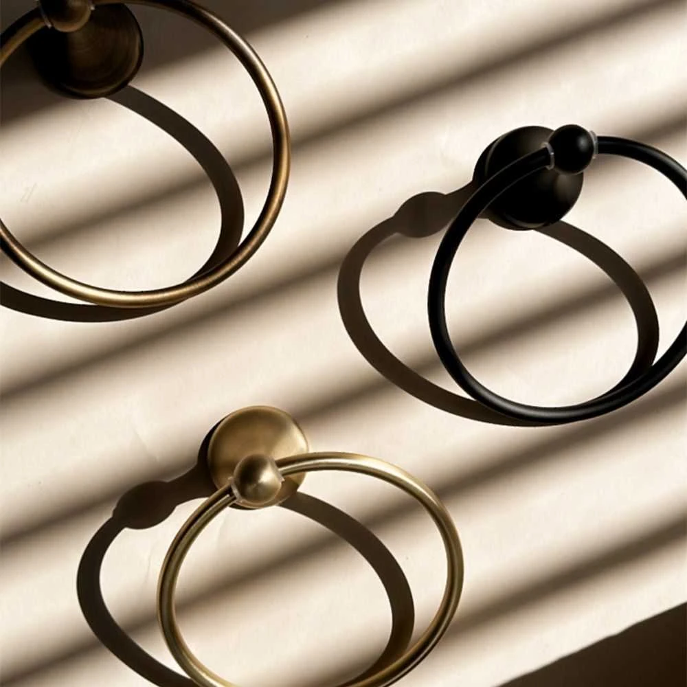 Rankšluosčių kabykla Rea Retro Ring, Juodas