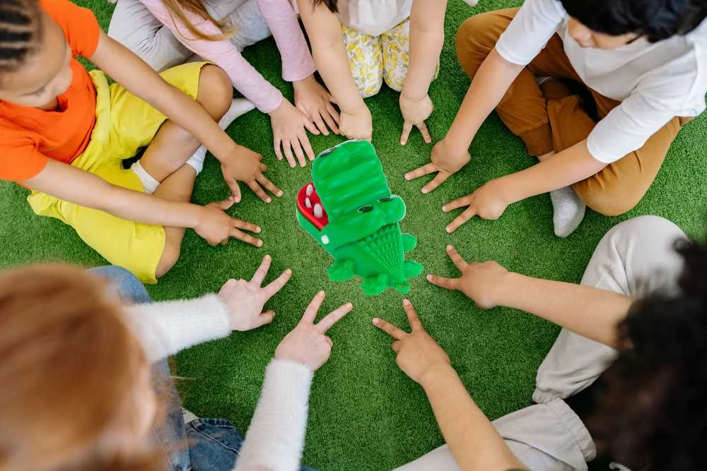 Šeimyninis mini žaidimas "Krokodilo skaudantis dantukas"