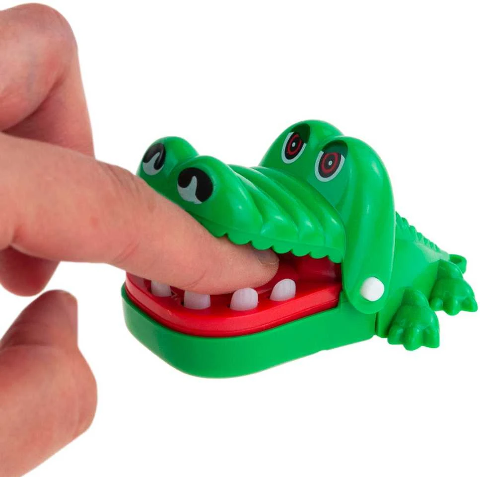 Šeimyninis mini žaidimas "Krokodilo skaudantis dantukas"