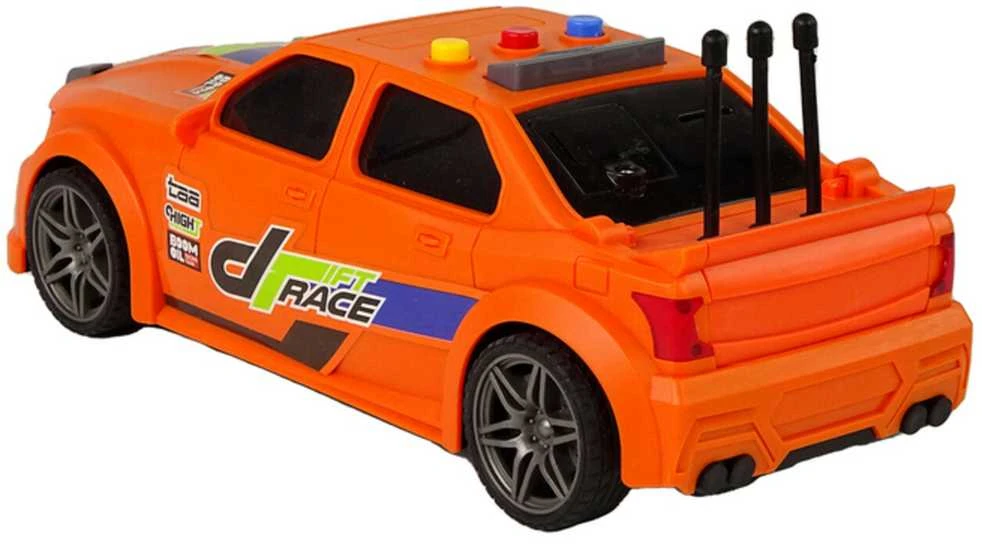 Sportinis automobilis su garsais, oranžinis