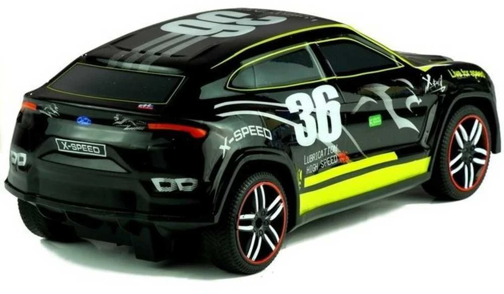 Sportinis automobilis su nuotolinio valdymo pultu, juodas