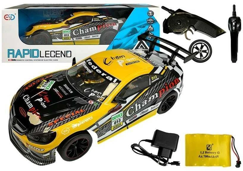 Sportinis automobilis su nuotolinio valdymo pultu, geltonas