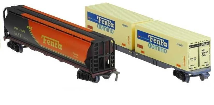 Traukinys FENFA su bėgiais