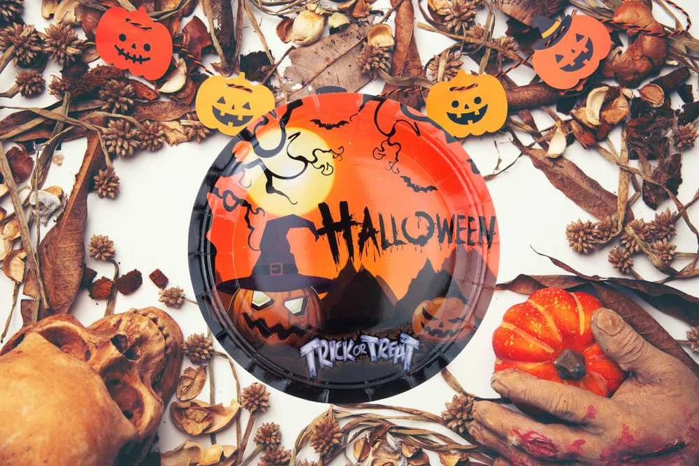 Vienkartinės popierinės lėkštės Halloween, 10 vnt.