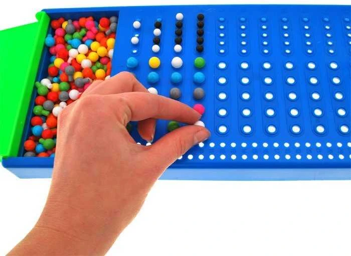 Žaidimas Code Breaking