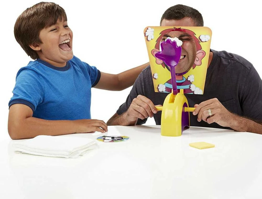 Žaidimas "Pie Face"