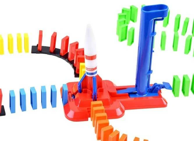Žaislas Kosminė domino raketa