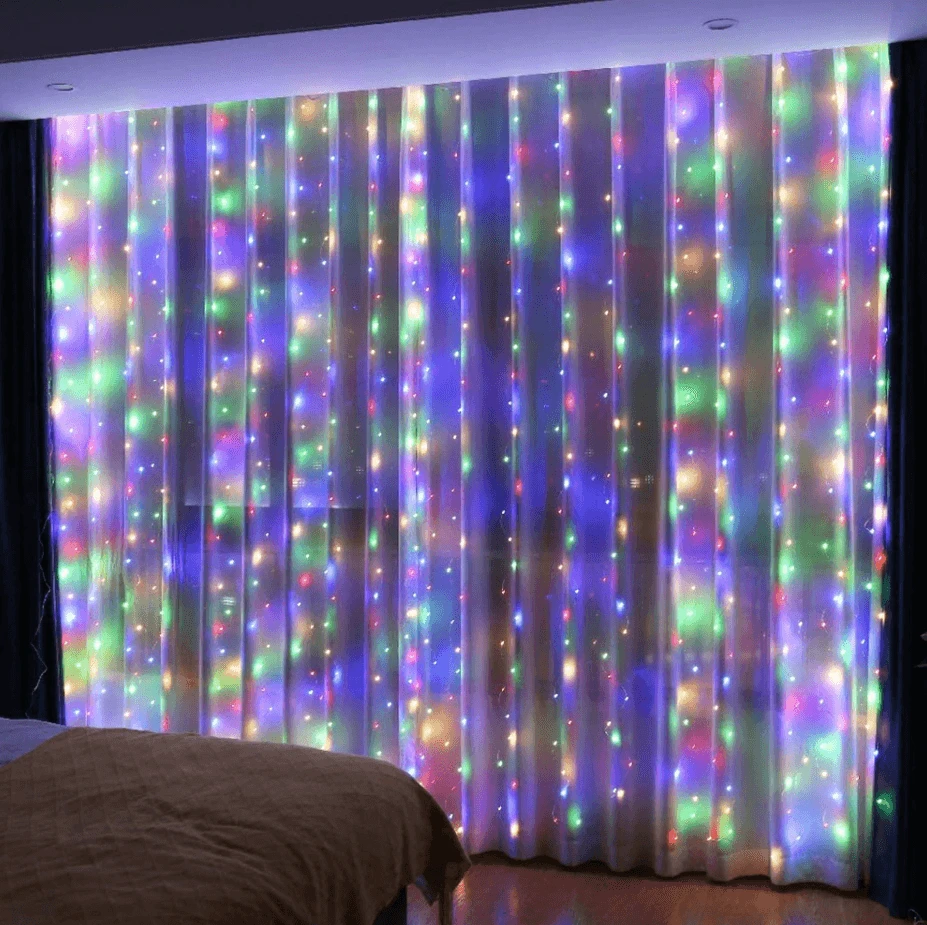 Roger 300 LED girlianda užuolaida 3x3 su pulteliu ir tvirtinimo kabliukais - multicolor