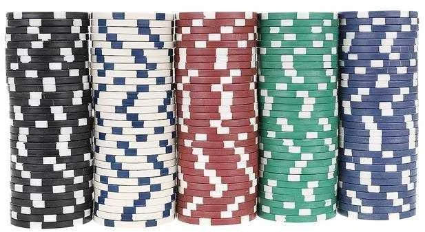 Iso Trade Pokeris – 300 žetonų rinkinys HQ lagamine