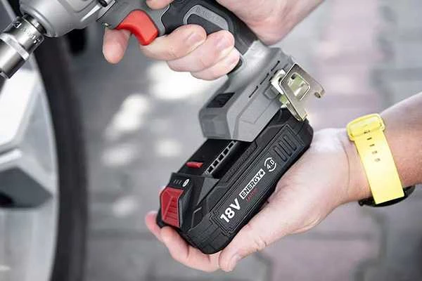 Graphite Akumuliatorius „Energy+“ 18 V ličio jonų 4,0 Ah BOOST UP akumuliatorius