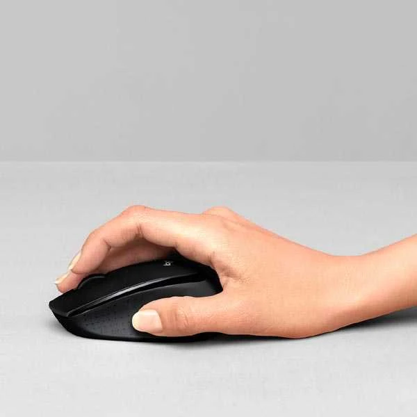 Tyli belaidė optinė pelė Logitech B330, Juoda