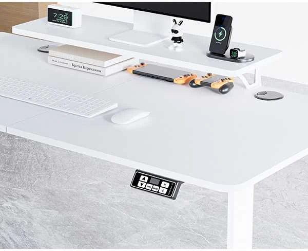 Ultradesk Highlander reguliuojamas stalas su lentyna