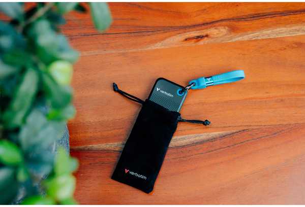 Kietasis diskas Verbatim diskas SSD 2TB - raktų pakabukas su laidu USB 3.2 gen.2 juodos ir mėlynos spalvos 32195