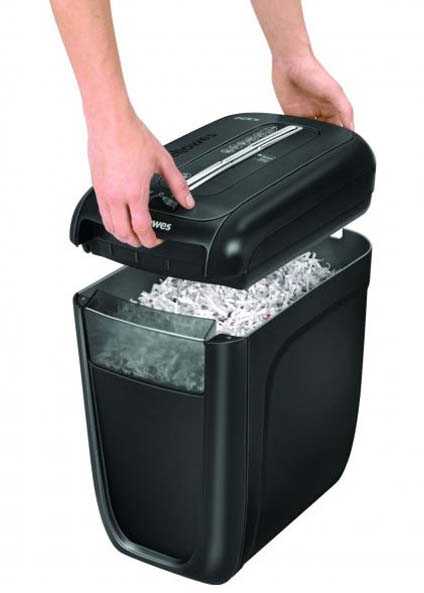 Fellowes Powershred | 60Cs | Juodas | 22 L | Kreditinių kortelių smulkinimas | 75 dB | Popieriaus apdorojimo standartas / išvestis 10 lapų per eigą | Skersinis smulkintuvas | Garantija 24 mėn.