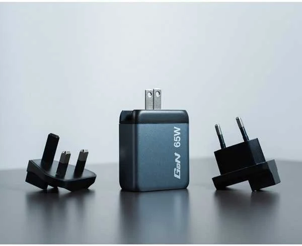 Verbatim GNC-65 GAN CHARGER 3 PORT 65W/U
