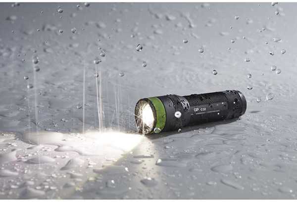 GP Battery LED žibintuvėlis, 3xAAA, metalinis, juodas, 300lm, C32