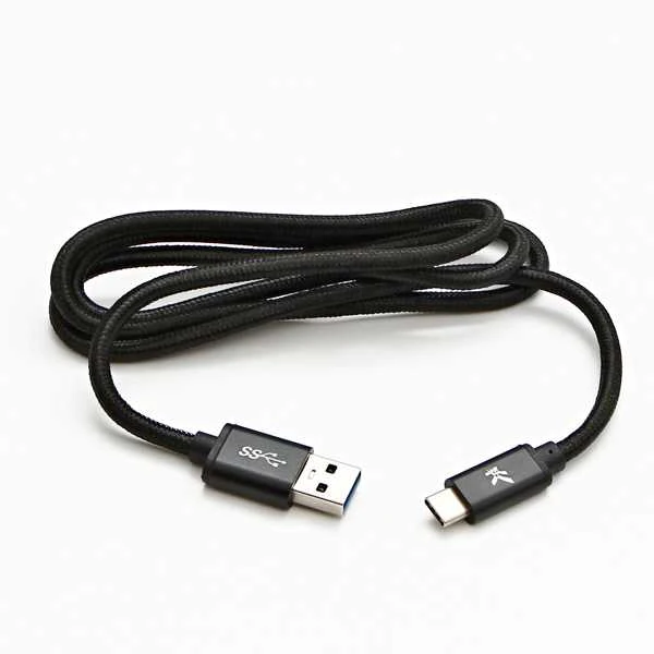 USB kabelis su logotipu (3.2 kartos 1), USB A M - USB C (M), 1m, 5 Gb/s, 5V/3A, juodas, dėžutė, nailono pintas, aliuminio jungties dangtelis, EOL