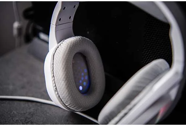 MARVO H8618 WH Tactic 40 RGB Laidinės žaidimų ausinės | USB | Baltos