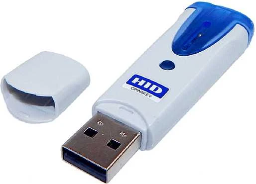 Omnikey 6121 USB skaitytuvas su dangteliu