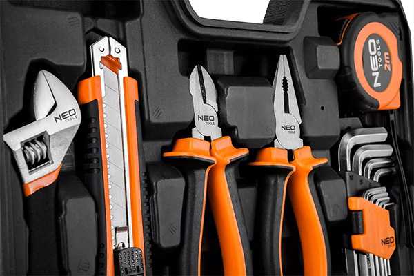 Neo Tools Įrankių rinkinys iš 60 elementų