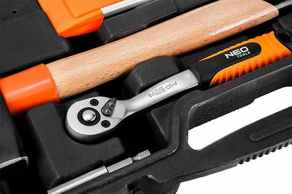 Neo Tools Įrankių rinkinys iš 60 elementų