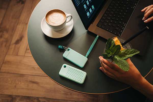 Kietasis diskas SSD Zewnętrzny Verbatim Pocket SSD colour edition, 32324, 1000GB, Polar Mėlyna, w zestawie 2 gumowe osłony, USB C, 1TB