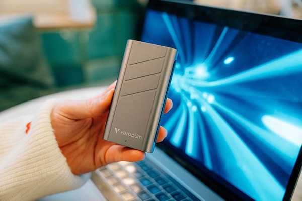 Kietasis diskas Išorinis diskas Verbatim TurboMetal SSD 2TB USB4 USB-C pilkos spalvos 32022