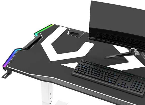 Žaidimų stalas Ultradesk Force Gaming Desk, LED RGB Prismatic, Baltas su juodu kilimėliu