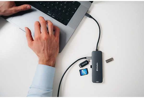Verbatim Adapteris Hub USB-C – 2xHDMI/ 3xUSB-A/SD/Micro SD/USB-C pilkos spalvos 32151
