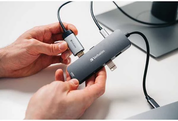 Verbatim Adapteris Hub USB-C – 2xHDMI/ 3xUSB-A/SD/Micro SD/USB-C pilkos spalvos 32151