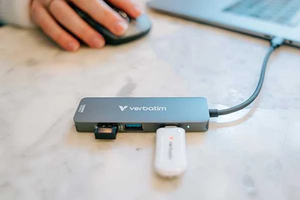 USB Hub Verbatim USB-C/HDMI/USB-A 3.2/USB-A 2.0 aliuminio korpusas 32155