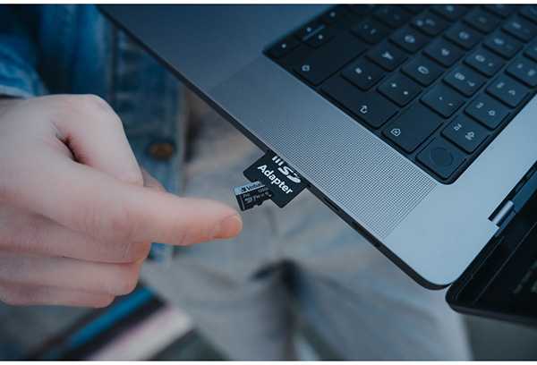 Verbatim Atminties kortelė Micro SD 128GB + adapter Pro U3 juodos spalvos 47044