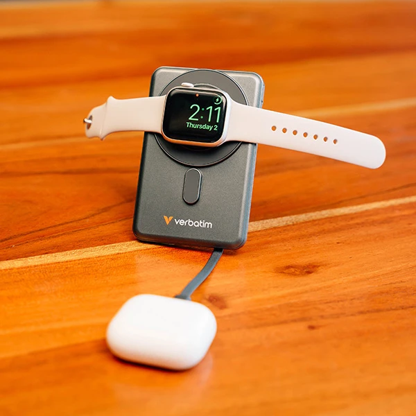 Powerbank Verbatim Charge n Go 10000mAh with stand Magnetic Wireless TFT display 2xUSB-C cable pilkas
