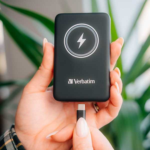 Verbatim Powerbank indukcinis `n` Go 15W 10000mAh belaidis Magnetic juodos spalvos 32245