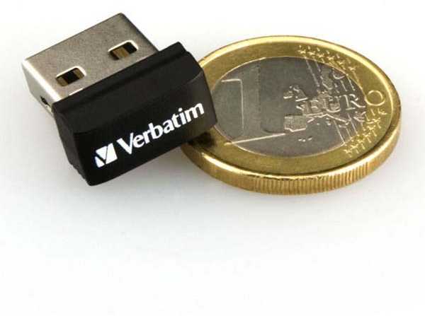 Verbatim USB atmintinė, USB 2.0, 32 GB, nano, Store N Stay, juoda, 98130, USB A