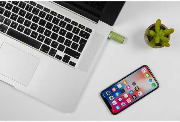 „Verbatim“ USB atmintinė, USB 2.0, 64 GB, Store,N,Go PinStripe, žalia, 49964, skirta duomenų archyvavimui