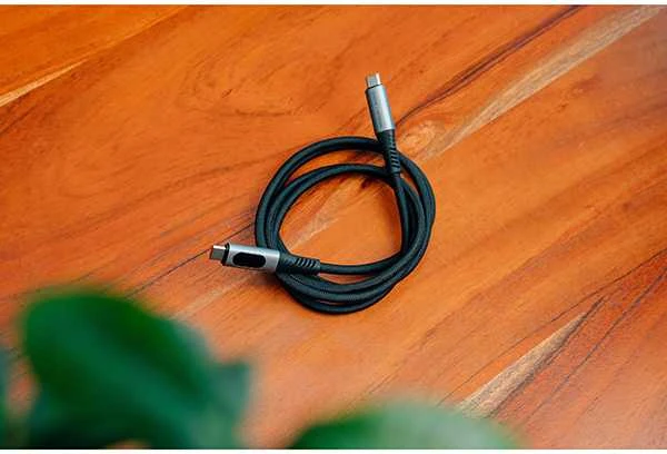 Kabelis Verbatim Sync & Charge USB-C į USB-C 40Gb/s 240W display 120cm juodos spalvos 31849