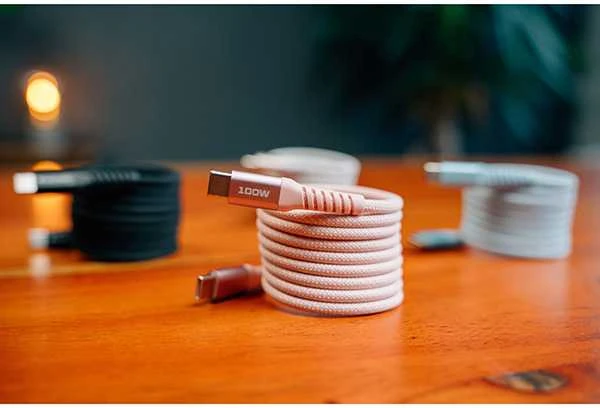 „Verbatim“ magnetinis sinchronizavimo ir įkrovimo laidas USB-C į USB-C, 100 W, 120 cm, Rožinė
