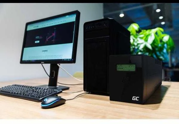 Green Cell Žalias Cell Žalias Cell UPS Power Proof 600VA 360W