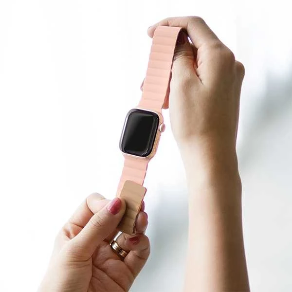 Araree dirželis Silicone Link Apple Watch42/44/45/49mm balta ir-žalia/warm baltas-khaki AR70-01907C
