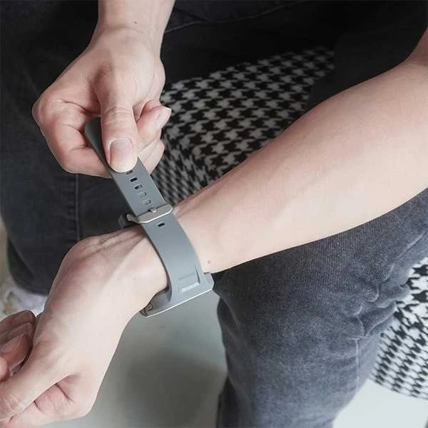 „Araree“ dėklas su dirželiu „Duple Pro AppleWatch 44/45mm“ baltas AR70-01866B