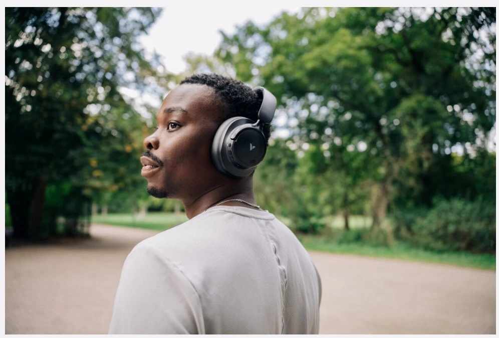 Ausinės Nauszne Verbatim belaidės TruSound Pro Bluetooth ANC juoda 30194