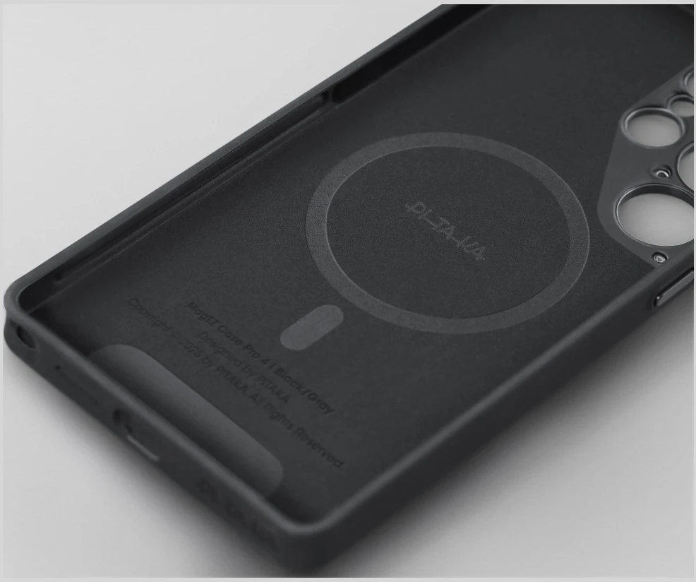 Dėklas PITAKA Cairn Case MagSafe skirtas Samsung Galaxy S25 Ultra juodai pilkas
