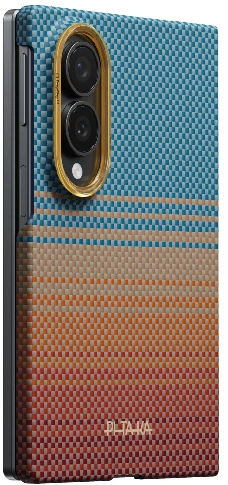I need to translate this product title from mixed Polish/Lithuanian into full Lithuanian. Let me analyze it: - "Dėklas" - already Lithuanian (case/cover) - "PITAKA" - brand name, keep - "California Dream 01 Edge" - product/modelis name, keep - "Dėklas" - Lithuanian - "skirtas" - Lithuanian (intended for) - "Samsung Galaxy Z Fold8" - modelis, keep - "sunset" - color/design name, this is English actually, not Polish Wait, the instruction says source may be partially Polish. Looking at this: "sunset" at the end seems odd - it might be a color name. Since it's in English and I should not translate modelis names/color designations that are proper names, I should keep it. Let me reconsider - the text appears mostly Lithuanian already. "Dėklas" twice (case), "skirtas" (intended for). "sunset" is a color variant name. Actually, the text seems fully Lithuanian except for "sunset" which is a product variant name. I'll keep it as is since it's a product-specific design name. The translation shoul