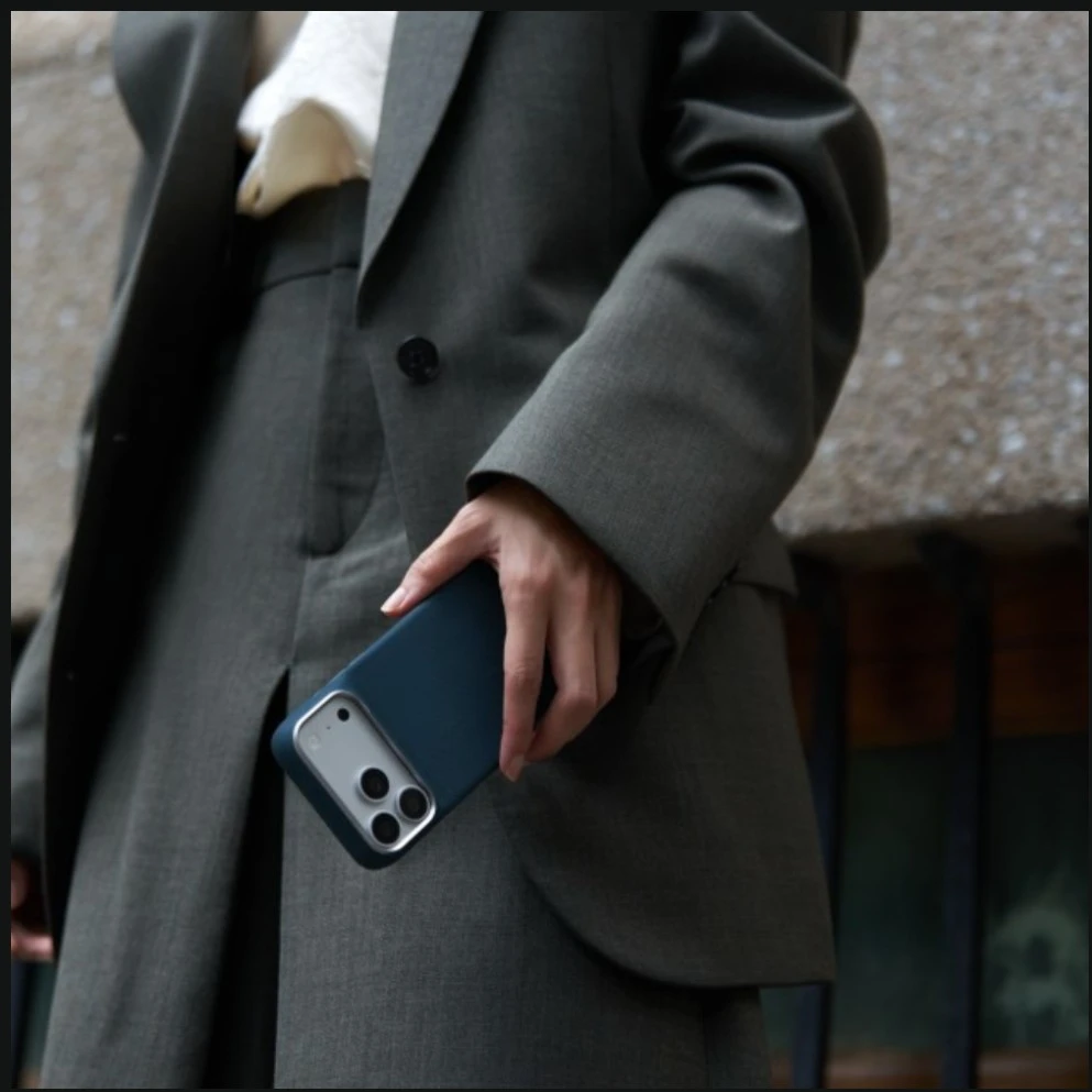 Dėklas PITAKA Edge Argyle MagSafe dėklas, skirtas iPhone 18 Pro / 17 Pro, vidurnakčio mėlyna