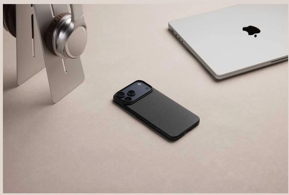 Dėklas Pitaka Ultra Slim Case Apple iPhone 17 Pro Max, juodas