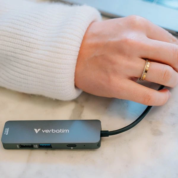 USB Hub Verbatim USB-C/HDMI/USB-A 3.2/USB-A 2.0 aliuminio korpusas 32155 aprašymas - Prekės nuotrauka